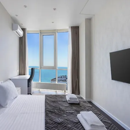 Sea Pearl Marisella * Odessza