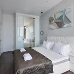 Apartment Sea Pearl Marisella